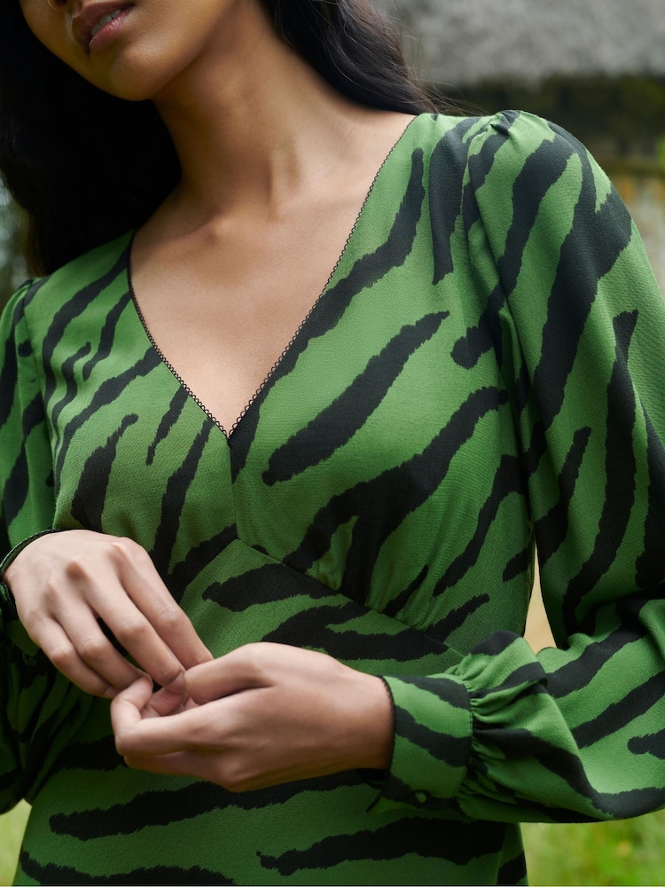 Ro&Zo Khaki Green Zebra Print V-Neck Midi Dress - Image 3 of 6