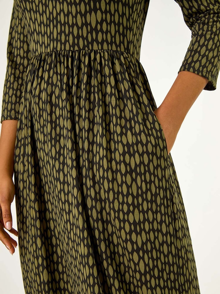 Roman Green Geometric Pocket Stretch Midi Dress - Image 5 of 5