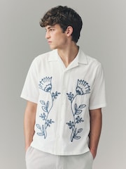 White Embroidered Flower Short Sleeve Shirt - Image 3 of 8