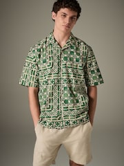 Green Watercolour Printed Short Sleeve 100% Cotton Shirt - Image 5 of 9