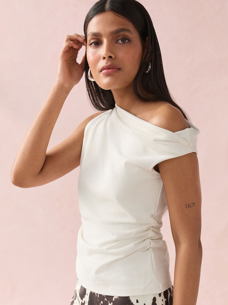 Crudo - Asymmetric Shoulder Sleeveless Top - Imagen 1 de 5 Crudo - Asymmetric Shoulder Sleeveless Top - Imagen 1 de 5