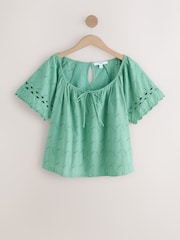 Azul - Broderie Boho Short Sleeve Ric Rac Top - Imagen 4 de 5