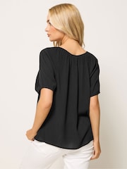 M&Co Black Crinkle Rayon Short Sleeve Blouse - Image 2 of 4