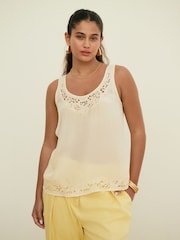 Crema - Satin Lace Insert Scoop Cami Top - Imagen 1 de 7