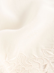 Crema - Satin Lace Insert Scoop Cami Top - Imagen 7 de 7