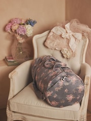 Bolso gris de fin de semana con estampado floral Shabby Chic by Rachel Ashwell® - Imagen 1 de 4