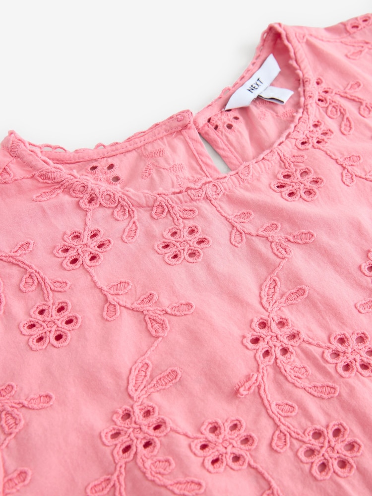 Blush Rose - Chemisier en coton texturé Fleuri Cornelli brodé Manches courtes  100% Coton - Image 6 of 7