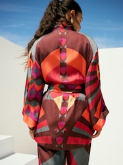 Red Geometric Print Satin Textured Drape Kimono - Image 4 of 7