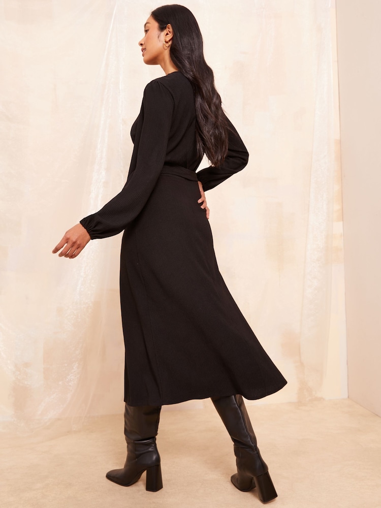 Schwarz - Friends Like These Strukturiertes Midi-Kleid mit Besatz - Bild 4 von 4 Schwarz - Friends Like These Strukturiertes Midi-Kleid mit Besatz - Bild 4 von 4