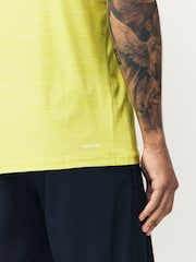 Gelb - adidas Train Essentials Training T-Shirt mit Stretch - Bild 4 von 5