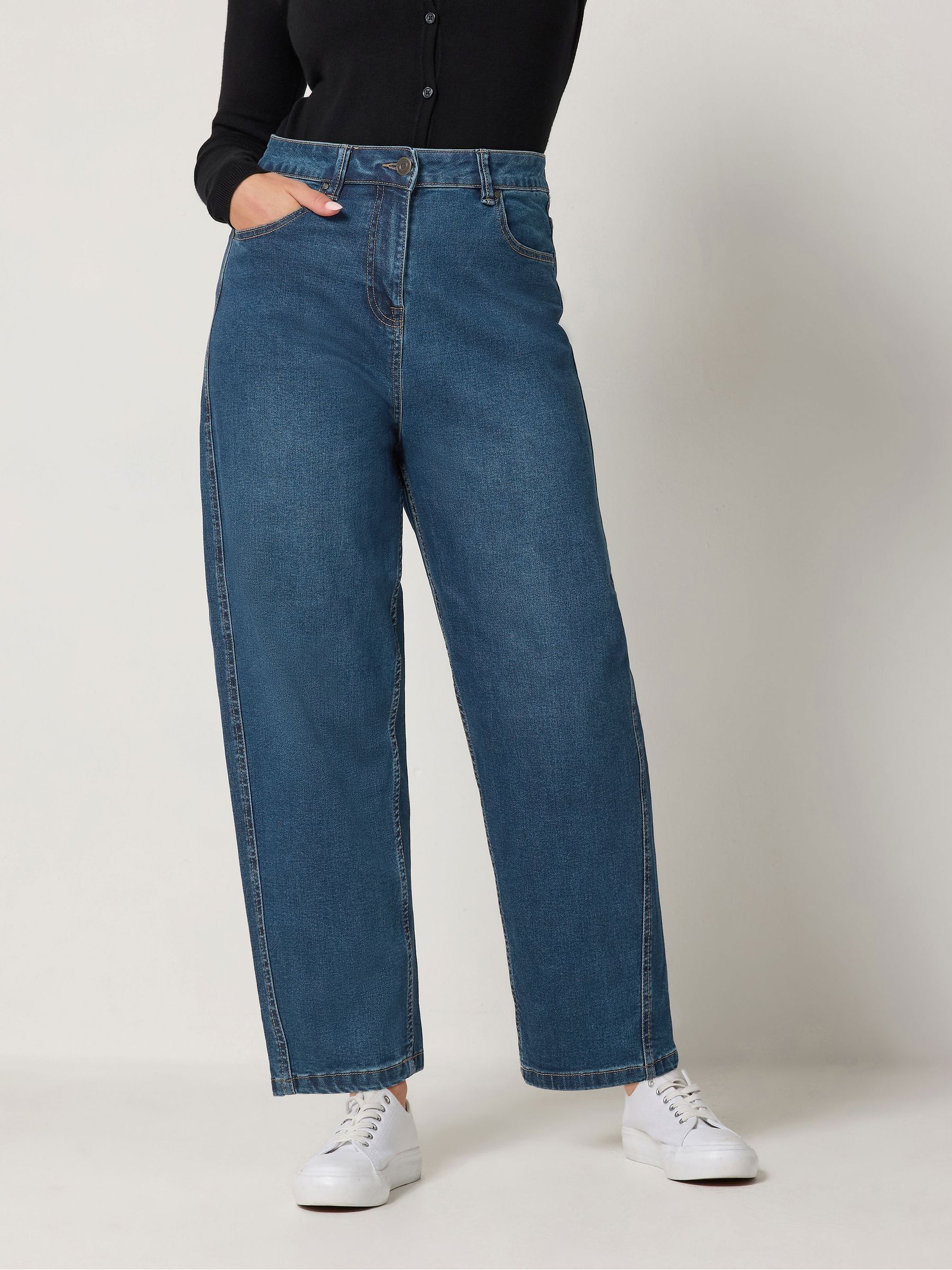 M&Co Women's Dark Blue Barrel Leg Jeans In Large - Image 3