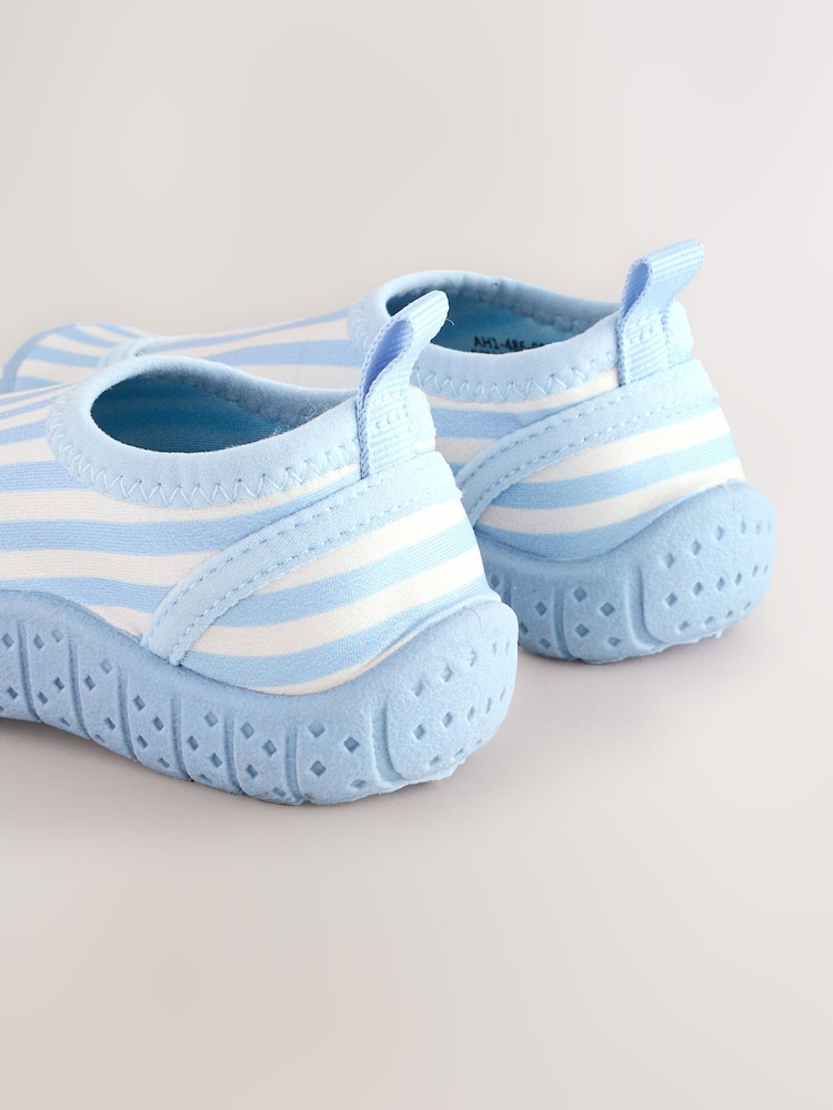 Blau Weiss Gestreift - Schwimmsocken - Bild 6 von 6 Blau Weiss Gestreift - Schwimmsocken - Bild 6 von 6