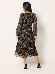 M&Co Brown Petite Printed Pleated Chiffon Dress - Image 3 of 6