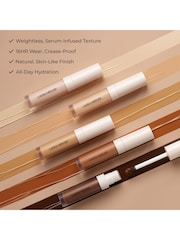 Laura Mercier Real Flawless Weightless Perfecting Concealer - Image 3 of 8