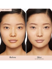 Laura Mercier Flawless Lumière Radiance Perfecting Foundation - Image 4 of 5