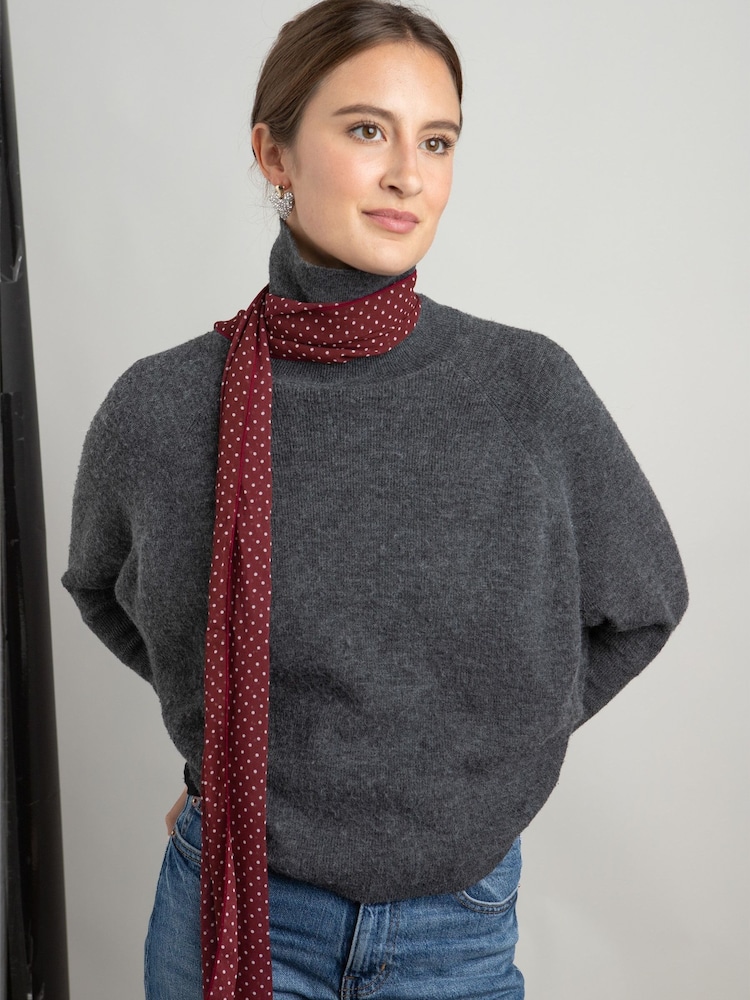 Aela Skinny Red Scarf - صورة 2 من 5 Aela Skinny Red Scarf - صورة 2 من 5