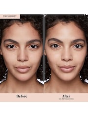 Laura Mercier Flawless Lumière Radiance Perfecting Foundation - Image 4 of 5