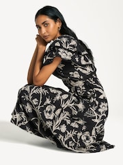 Shepherds Porte-monnaie Fleuri Imprimé - Laura Ashley Robe 100% coton à manches volantées avec bordures en dentelle - Image 3 de 9