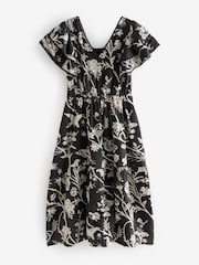 Shepherds Porte-monnaie Fleuri Imprimé - Laura Ashley Robe 100% coton à manches volantées avec bordures en dentelle - Image 7 de 9