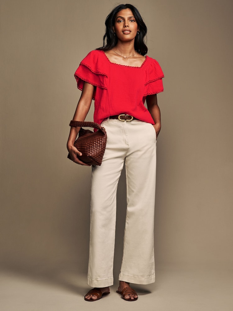 Rouge - Laura Ashley Ruffle Sleeve 100% Cotton Top with Lace Trims - Image 2 de 6