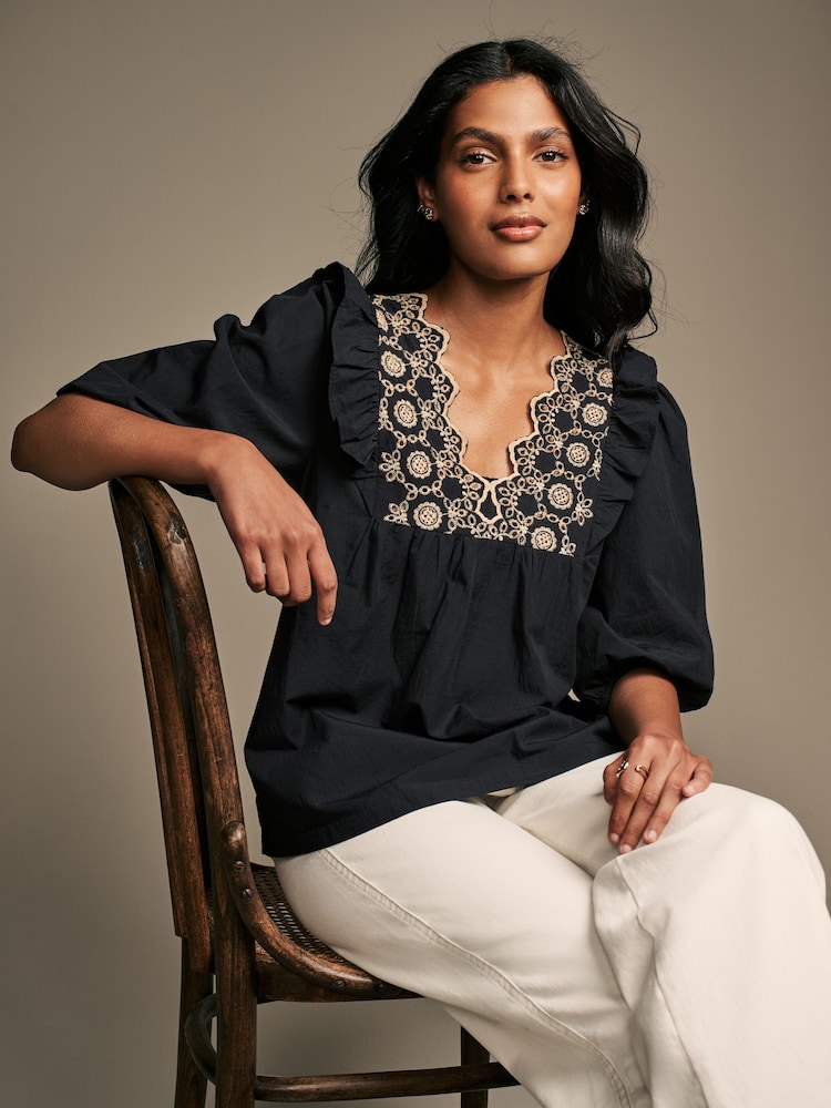 Laura Ashley Black Broderie Frill 100% Cotton Blouse - Image 4 of 7