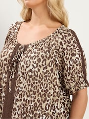 Yours Curve Brown Leopard Crochet Tie Front Top - Image 3 of 6
