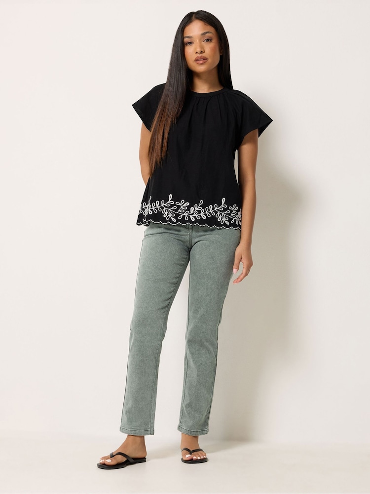 M&Co Petite Wash Straight Leg Jeans - תמונה 2 מתוך 5