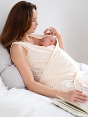 Seraphine Cream Maternity Babywearing Top - Imagen 1 de 10