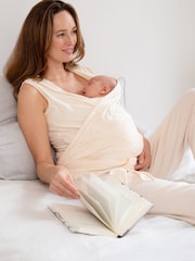 Seraphine Cream Maternity Babywearing Top - Imagen 2 de 10