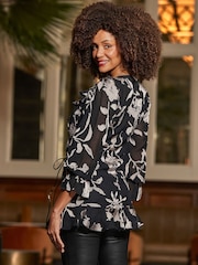 Sosandar Black Floral Print Ruffle Front Longline Blouse - Image 5 of 6