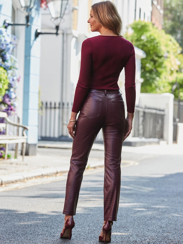 Sosandar Red Cut-Out Gold Button Detail Ribbed Top - Image 4 of 4