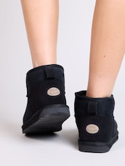 EMU Australia Black Stinger Micro Sheepskin Boots - Image 2 of 9