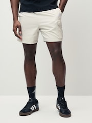 Белый - Шорты Челси с логотипом Adidas Small Essentials - Image 1 of 7
