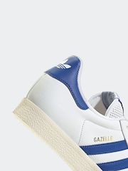 adidas Originals White/Blue Gazelle Trainers - Image 9 of 9