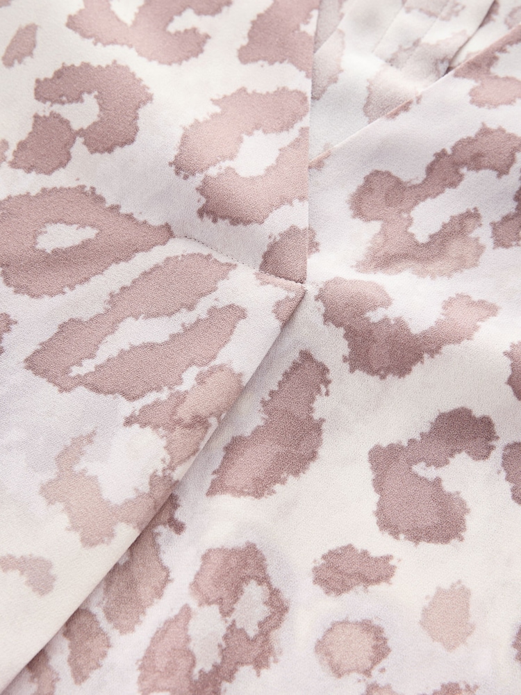 Neutral Animal Print Relaxed Fit Long Sleeve Overhead V-Neck Blouse - Image 4 of 5