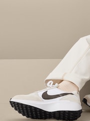 Nike Beige Waffle Trainers - Image 4 of 12