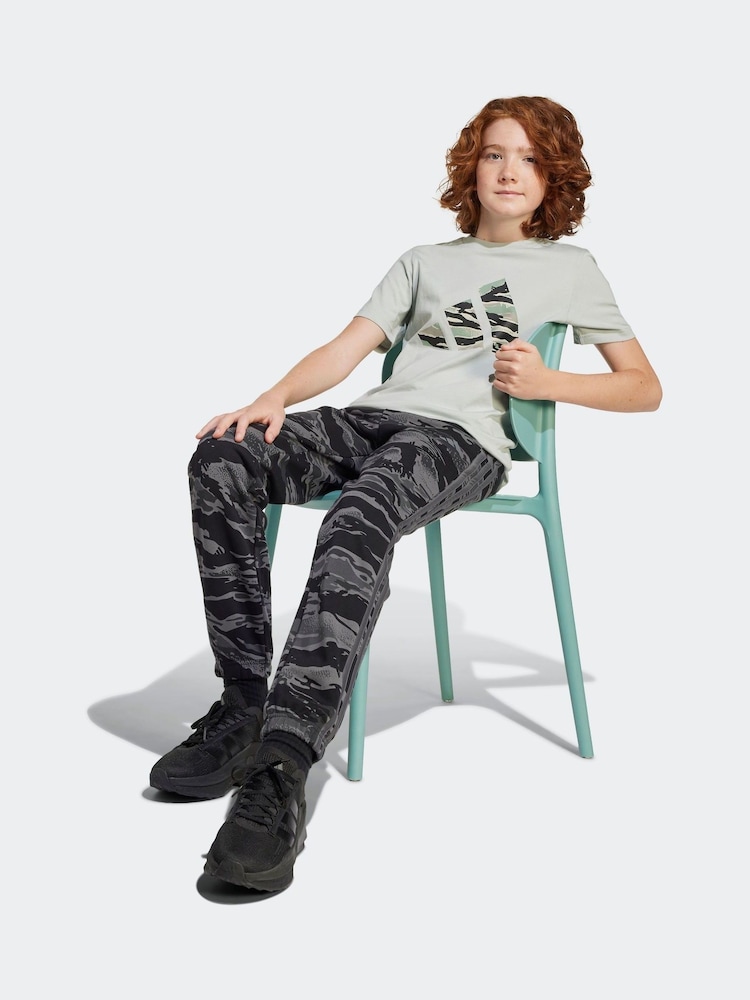 adidas Grey Camo Logo 100% Cotton T-Shirt - Image 3 of 6