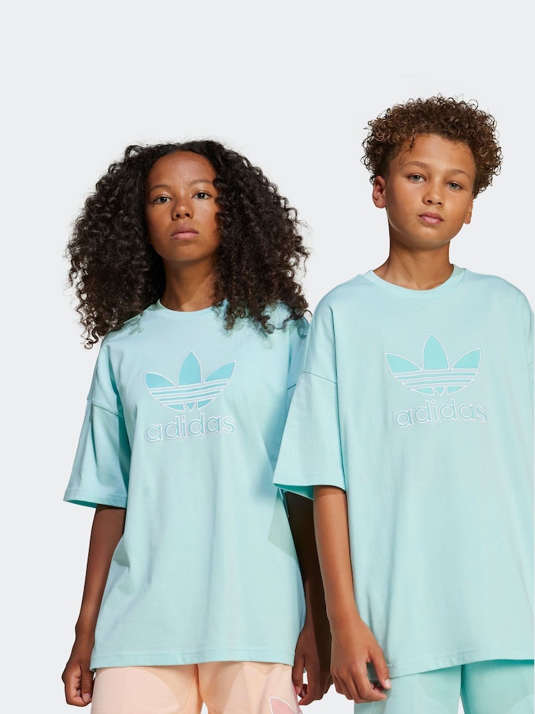 Зеленый - adidas originals Oversized Trefoil100% Cotton T-Shirt - Image 1 of 6