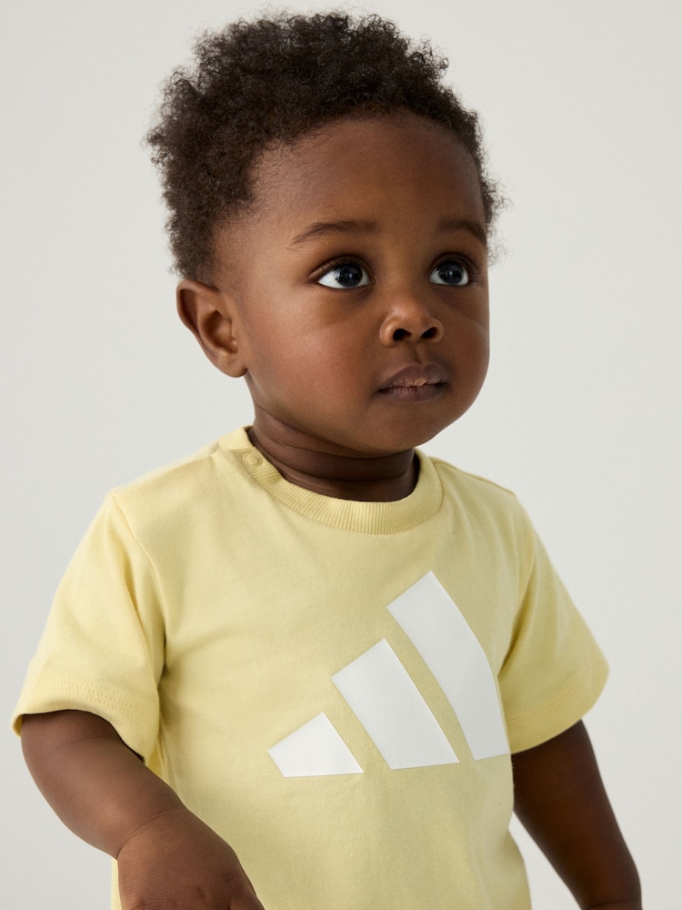 adidas Yellow Essentials 100% Cotton Shorts and T-Shirt Set - Image 3 of 4