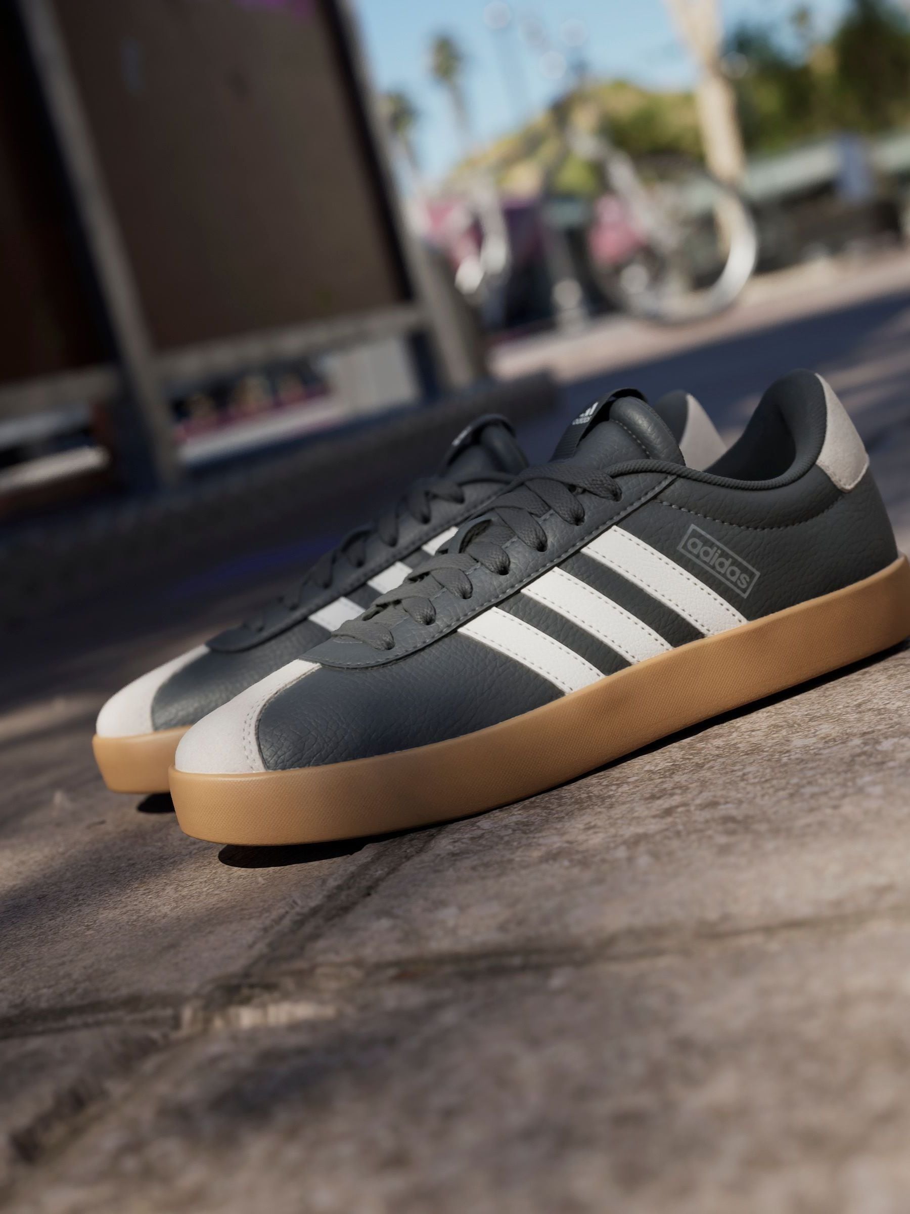Buy Чорний - adidas Vl Court 3.0 Кросівки з сайту Next Ukraine