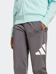 adidas Green Large Essentials Logo Tracksuit - Image 4 of 8