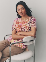 Pink and Bright Animal Printed Textured Fabric Boxy T-Shirts 2 Pack - Image 9 of 13