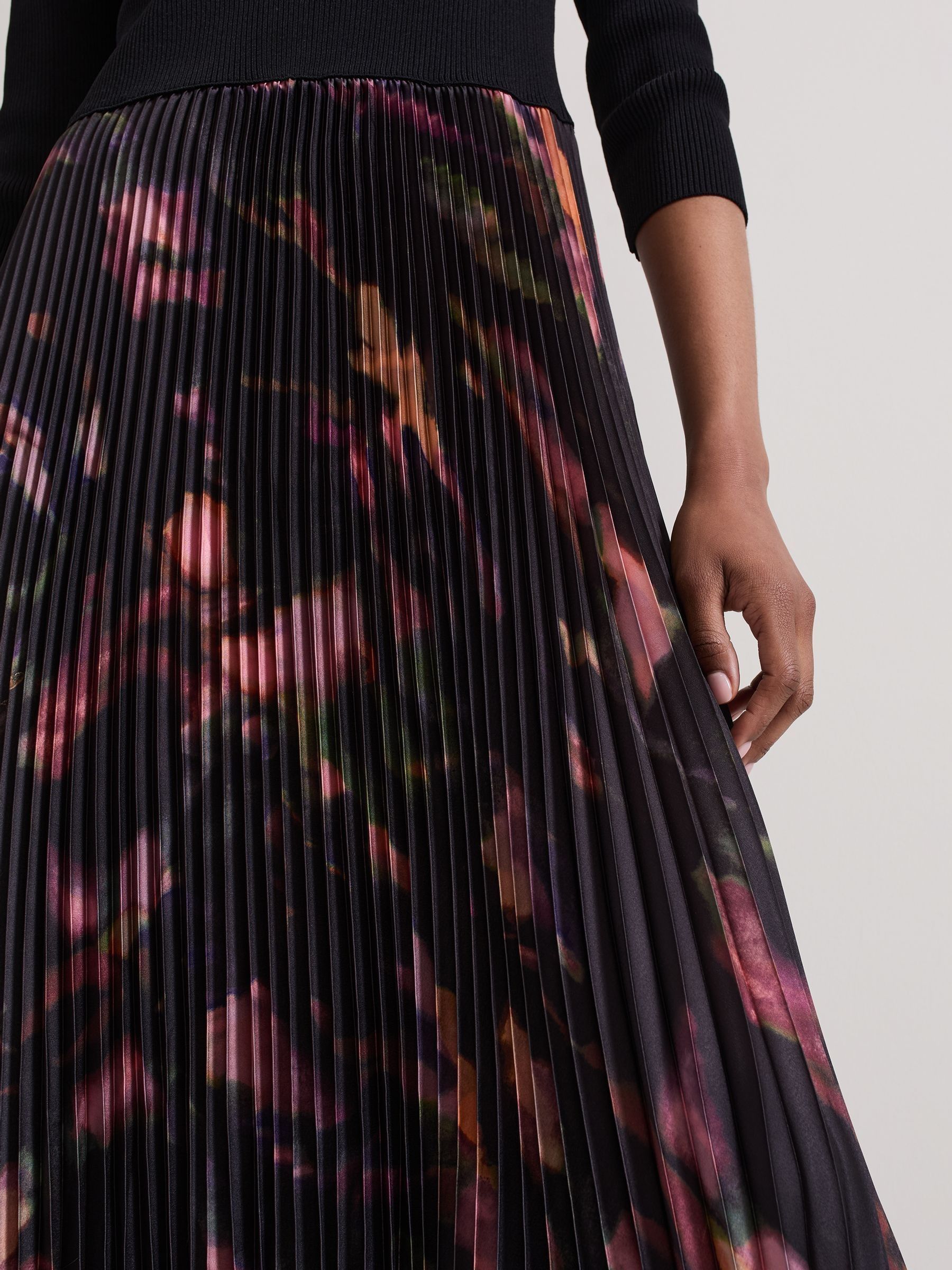 Phase eight rhea dress discount