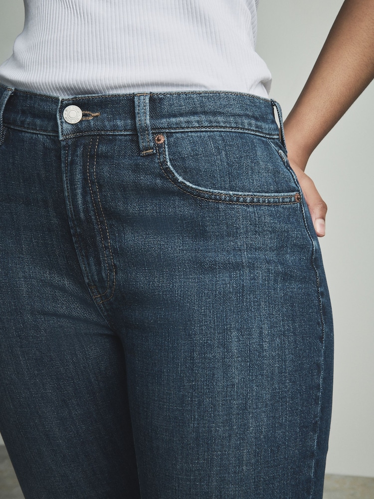 Dark Blue Hourglass Cropped Denim Capri Shorts - Image 4 of 5