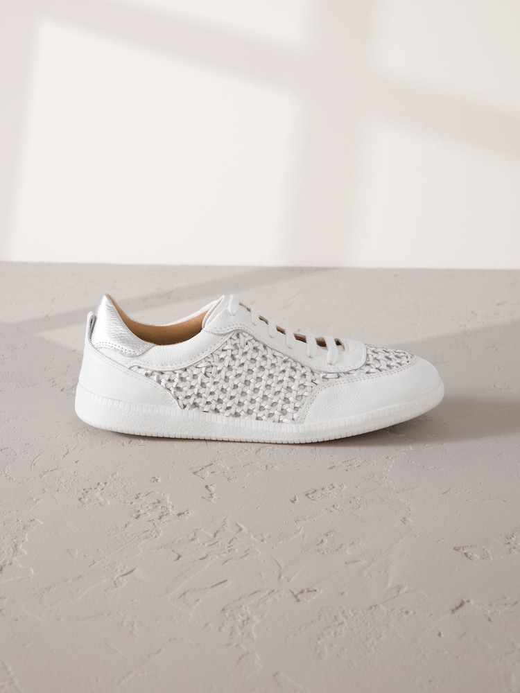 Weiß - Forever Comfort® – Schmale Schnür-Sneaker aus Leder mit runder Zehenpartie und Webmuster - Bild 2 von 5 Weiß - Forever Comfort® – Schmale Schnür-Sneaker aus Leder mit runder Zehenpartie und Webmuster - Bild 2 von 5
