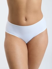 Boux Avenue Kaylee Ultra Light White Shorts 5 Pack - Image 2 of 3