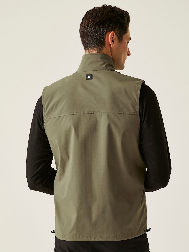 Regatta Green Mens Travel Light Pack Away Bodywarmer - Image 2 of 6