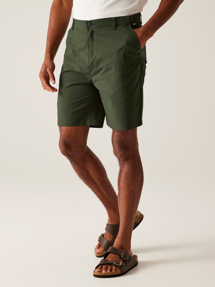 Regatta Green Mens Dalry Multi Pocket Shorts - Image 1 of 6