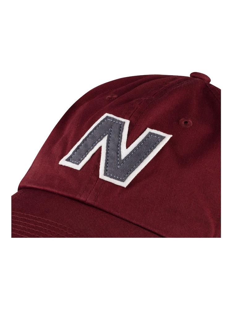 Rojo - Gorra de algodón 100 % con diseño de 6 paneles y broche trasero de New Balance - Imagen 3 de 3