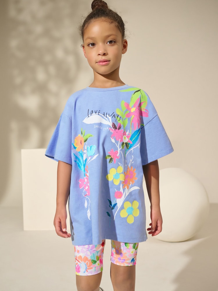 Blau mit floralem Muster - Set mit T-Shirt und Radlershorts (3–16 Jahre) - Bild 1 von 10 Blau mit floralem Muster - Set mit T-Shirt und Radlershorts (3–16 Jahre) - Bild 1 von 10